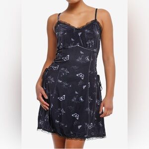 Daisy Street Black Velvet Butterfly Lace-Up Mini Dress SM